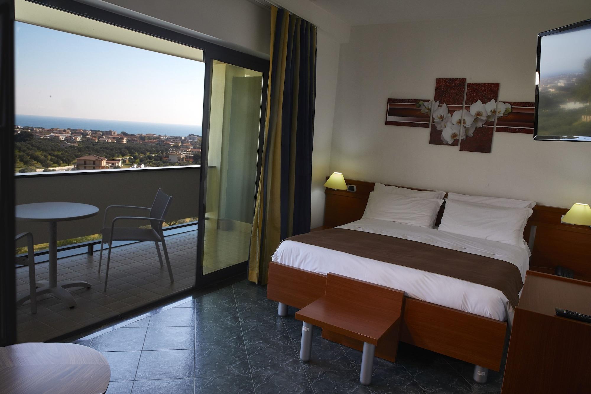 Park Hotel Mirabeau Montepaone Zewnętrze zdjęcie