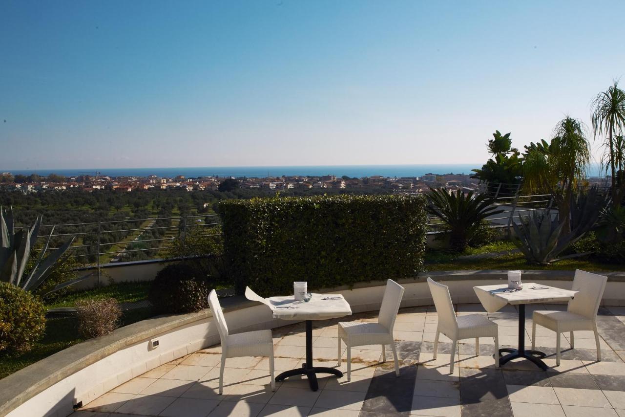 Park Hotel Mirabeau Montepaone Zewnętrze zdjęcie