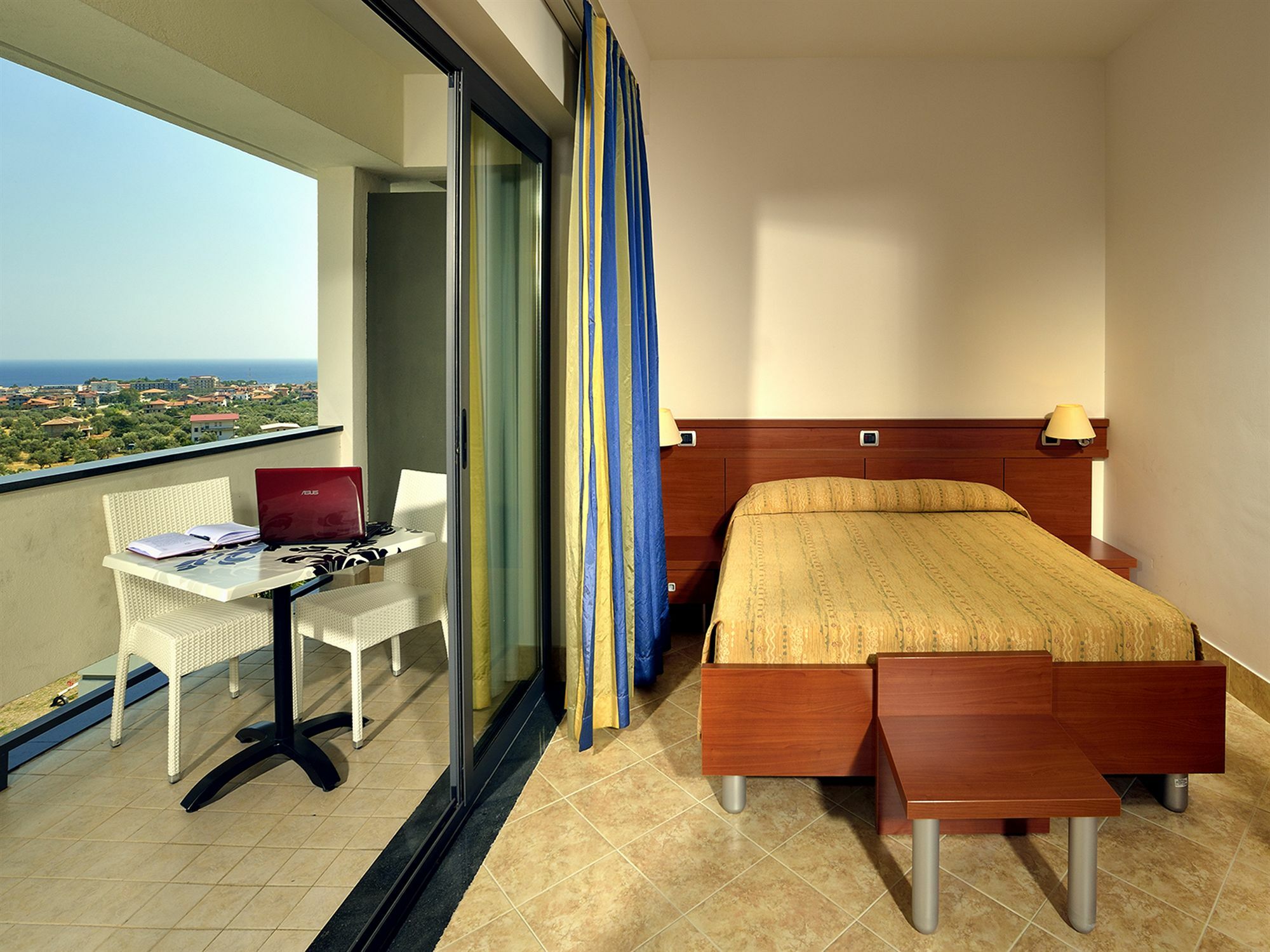 Park Hotel Mirabeau Montepaone Zewnętrze zdjęcie